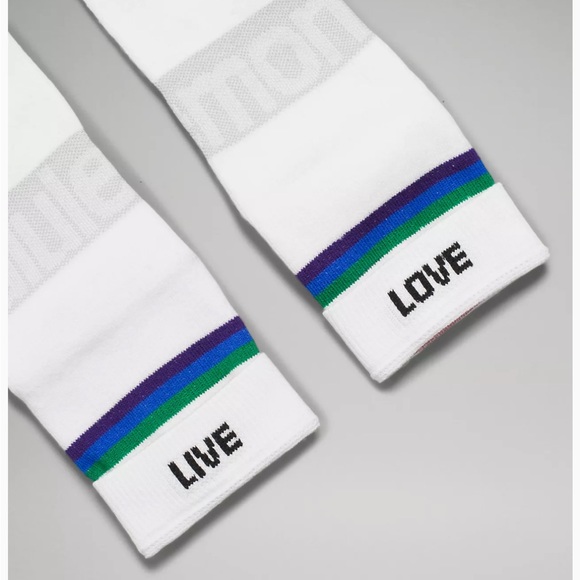 Lululemon Women's Daily Stride Mid-Crew Socks Stripe - white - Picture 4 of 6